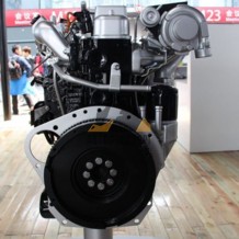 Двигатель JAC HFC4DA1-2C на базе ISUZU 106-101 с навесным оборудованием.